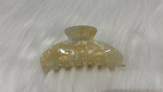 Latte Claw Clip